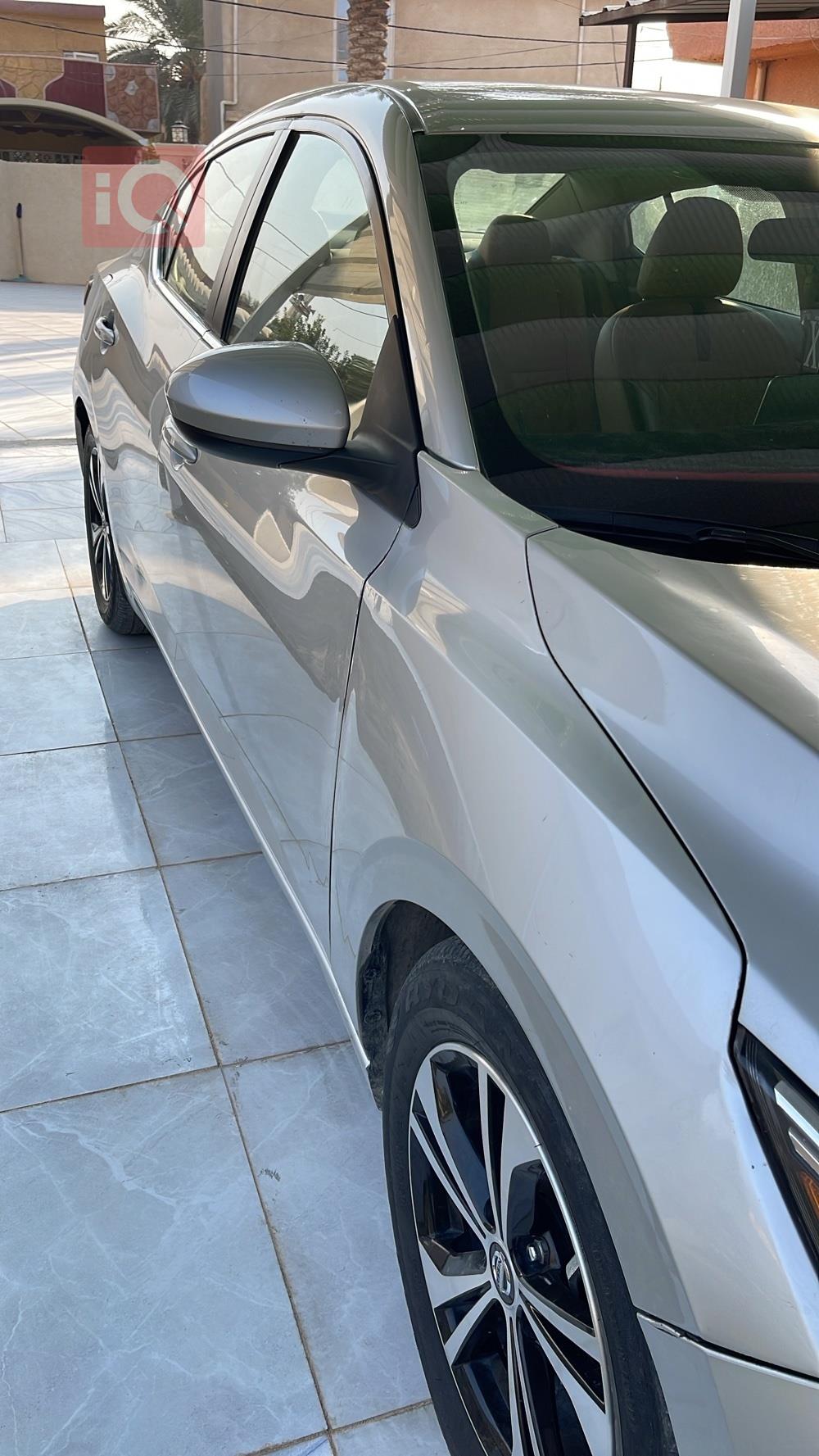 نيسان سنترا